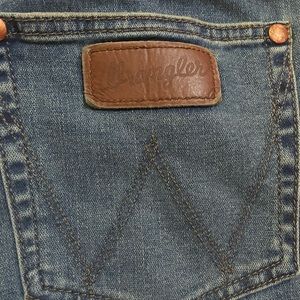 Wrangler High-waist Flare Jeans